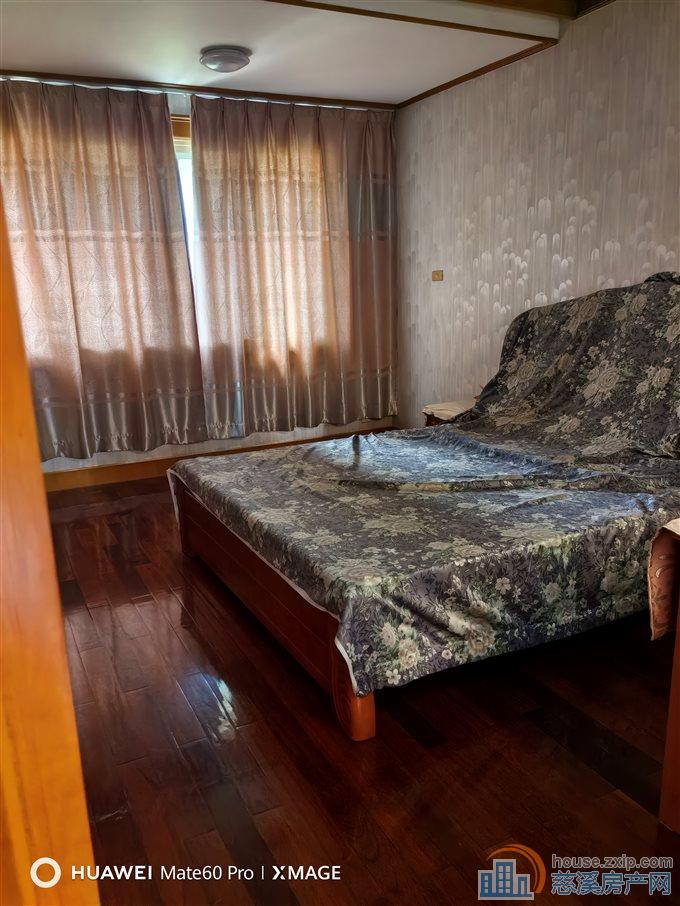 西洋寺社区4楼170平+车库178万直接