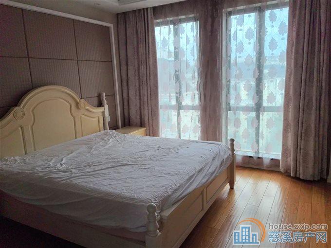 金旦花园 精装带阁楼 实验 新城XQ 