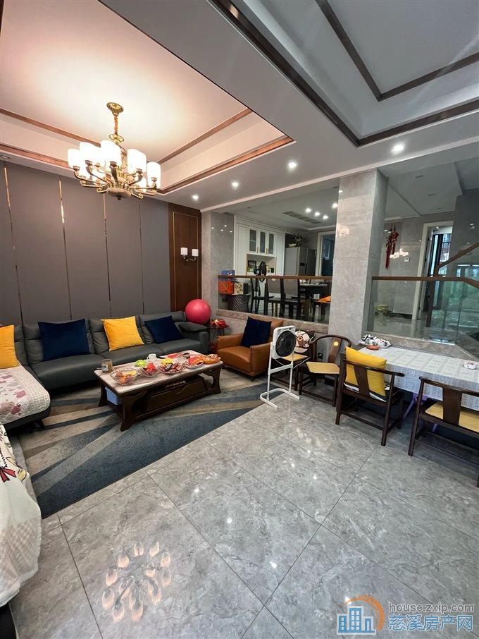 百万精装下叠187平318万欧景苑