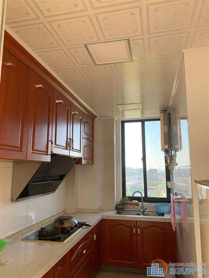 明月佳苑90平方138万