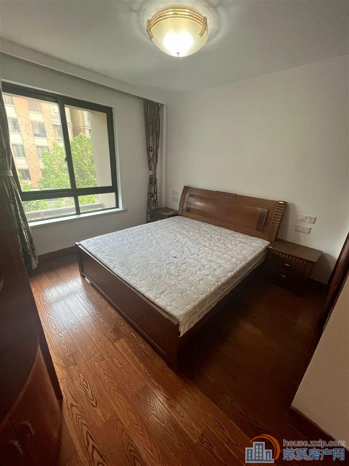 城市桃源 精装89平方120万带车位