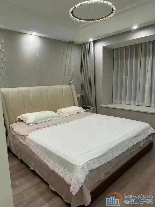 阳光城一期,100平方,精装修159万