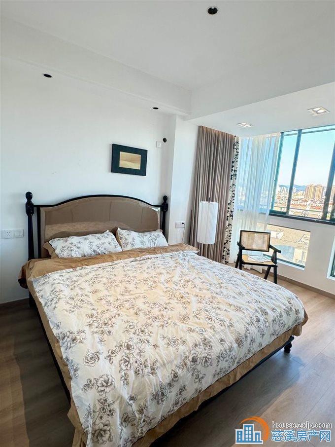 丽晶大厦豪华装修拎包入住直接房源钥匙在