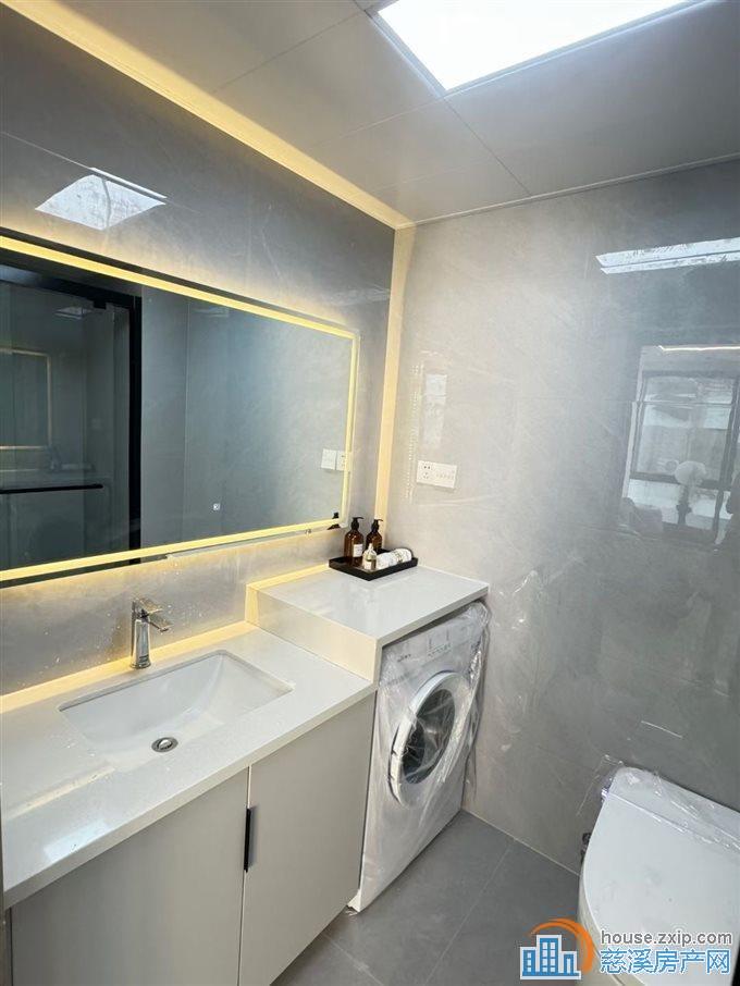 丽晶大厦豪华装修拎包入住直接房源钥匙在