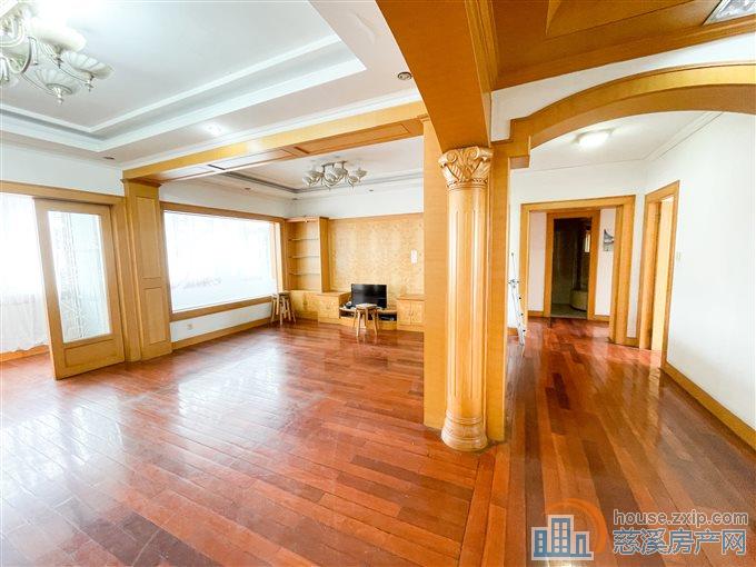 孙塘新村151平138万，朝南大车库捡漏