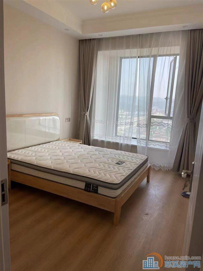 出售阳光城精装修满两年