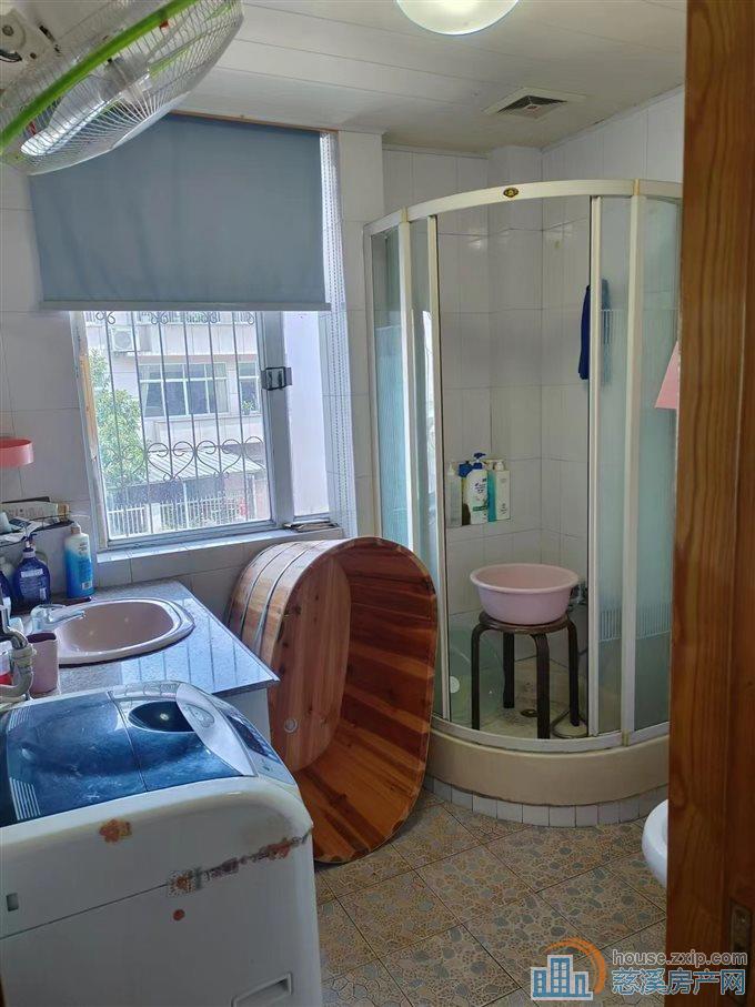 西洋寺社区90平精装125万及130万等