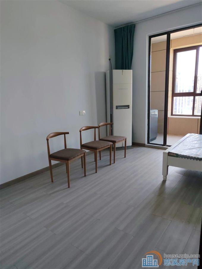 尚源佳苑141平182万带车位黄金楼层