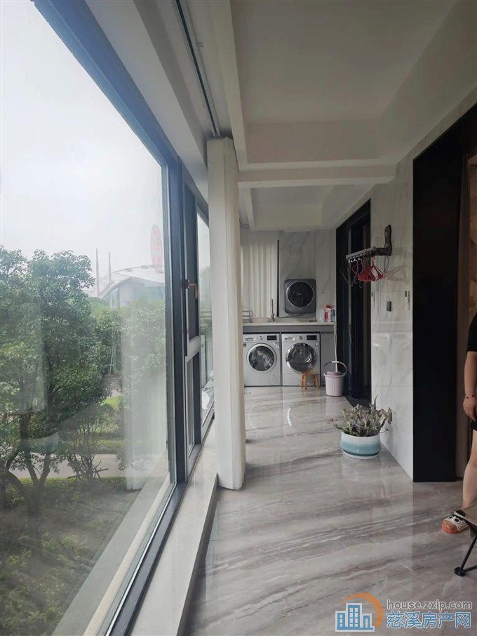 天誉华府205平精装修