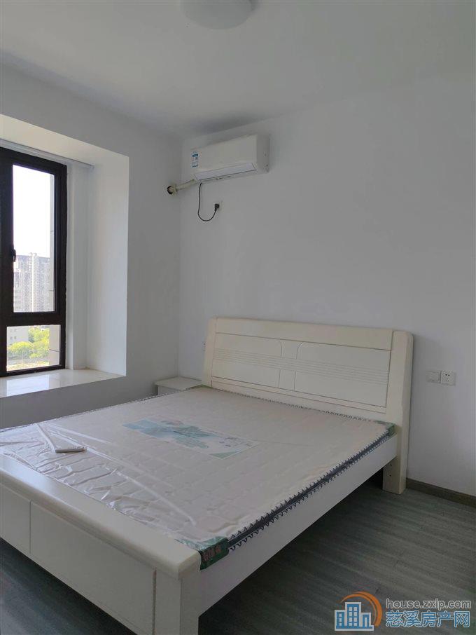 尚源佳苑141平182万带车位黄金楼层