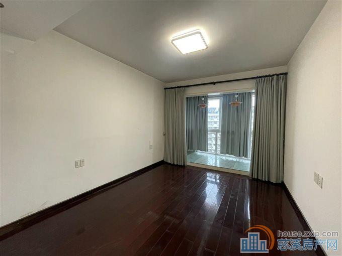 景观花苑二期169平176万带车位