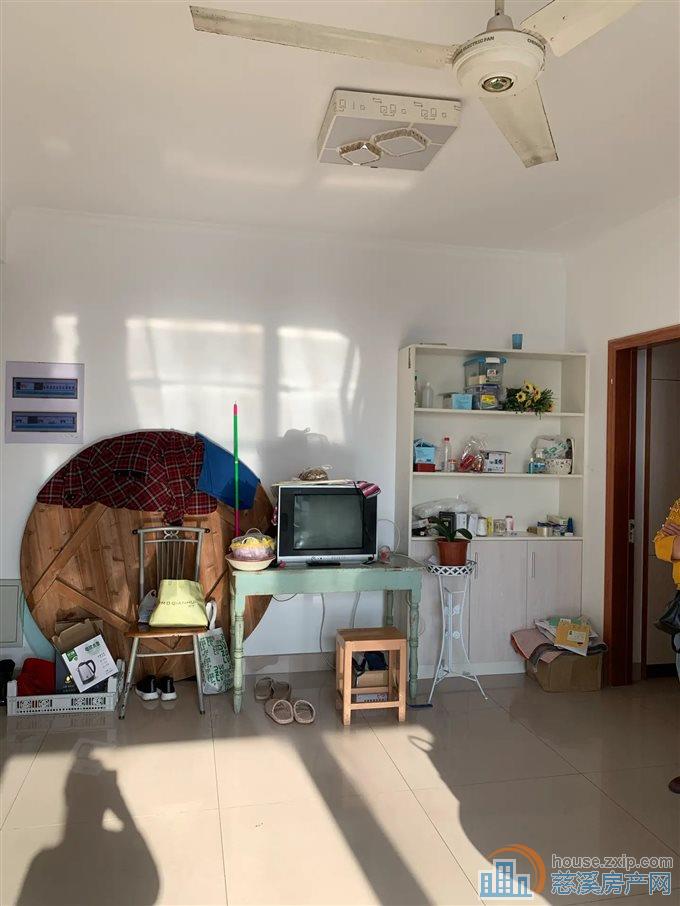 明月佳苑90平方138万