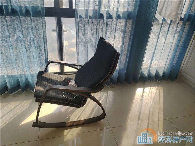 君悦湾精装修 车位另算楼层好采光好