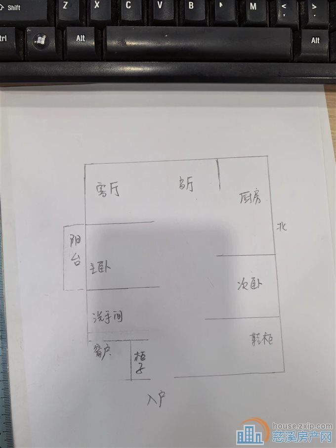 香樟苑102平98万独门独户两居室