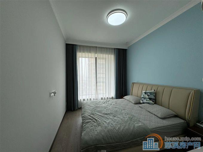 元亨雅园 144平 全新精装带车位258