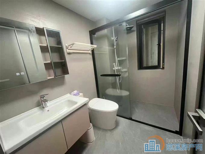 桃溪云庐朝南三间三室全新豪装配合2年