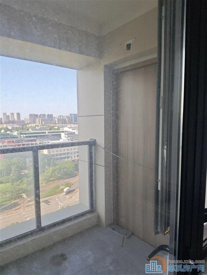 溪悦江南大院120.4平174万车位另算