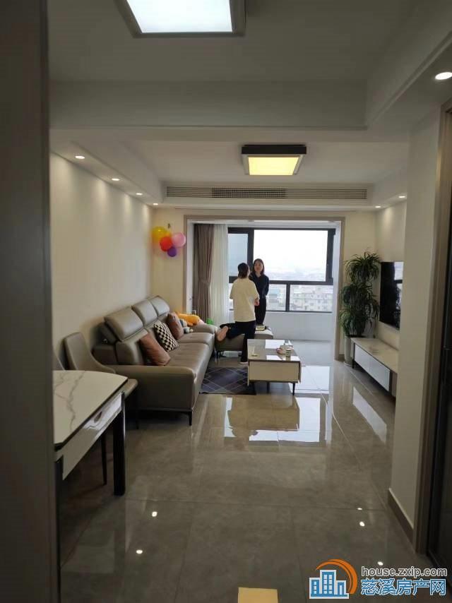 誉林府精装95平方可读实验+上林豪华装修