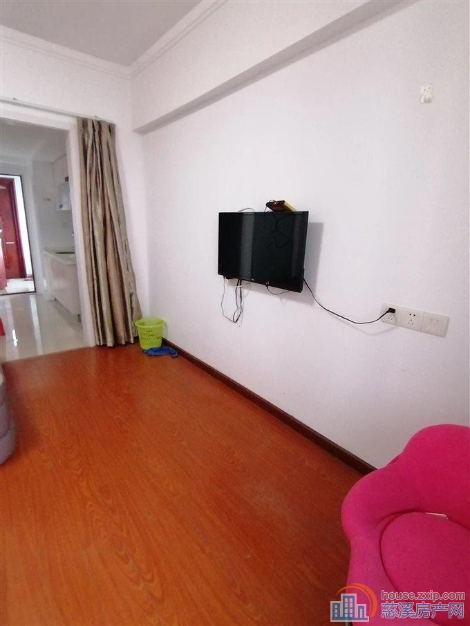 财富中心 精装 租售都可以42平45万