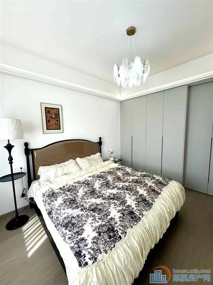 丽晶大厦黄金楼层全新精装未住过