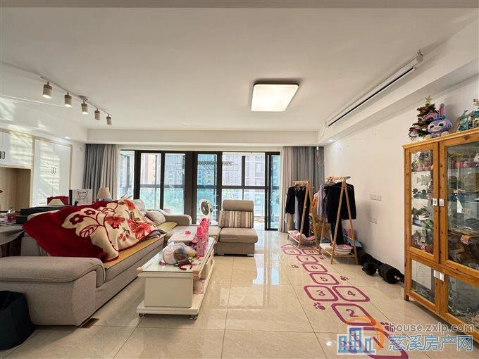 俯院江南 精装修 带车位