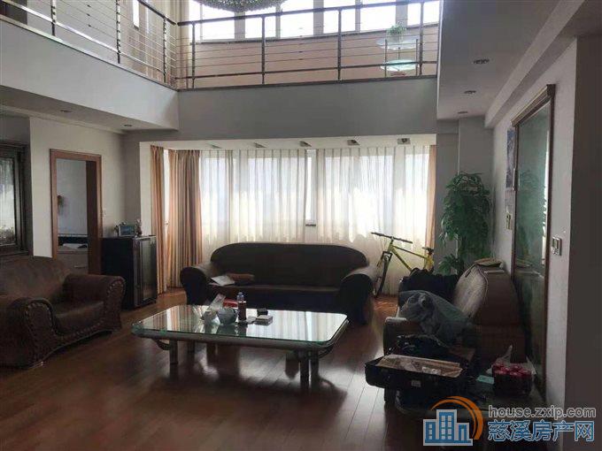 中凯华庭顶复 288平精装带露台280万