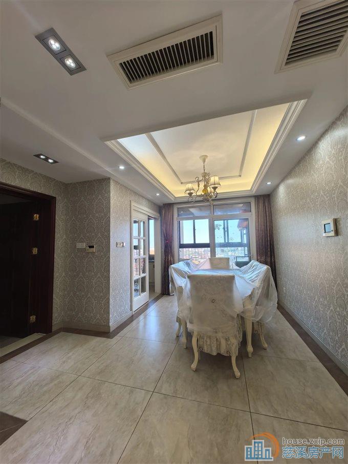 梵石花园141平182万带车位保养好