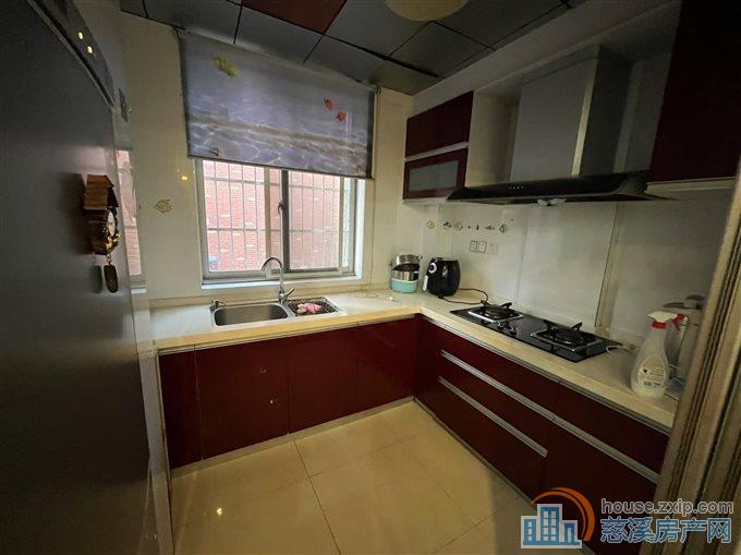 出售:慈溪山庄 精装3楼带产权车库