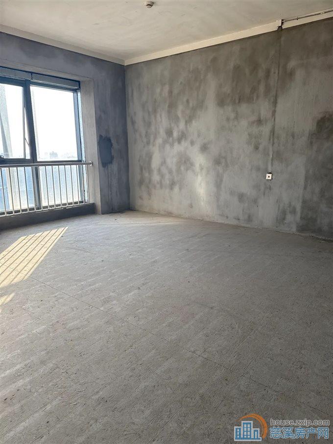 悦城玖号花园136平275万高品质小区