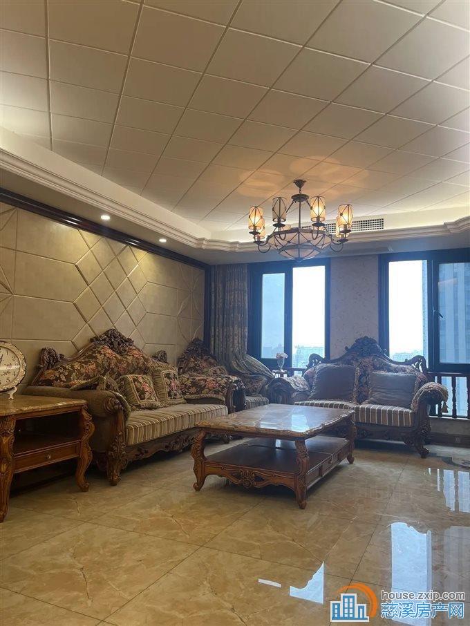 特价财富中心173平车位豪装238万直接