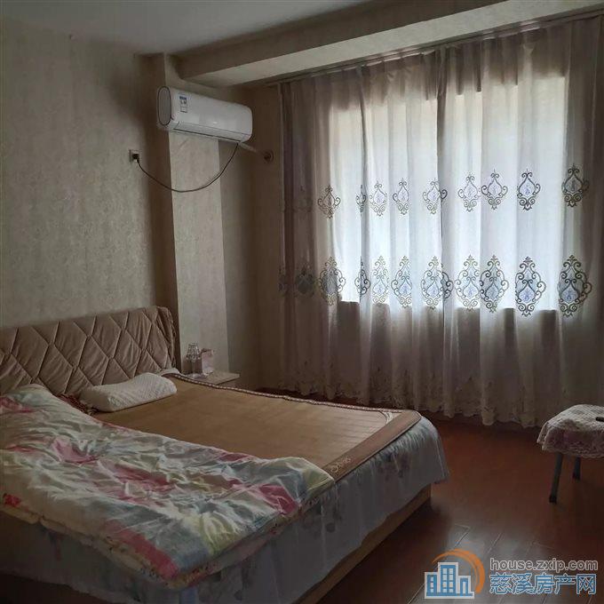 美华银桂苑131平165万送车位满五唯一