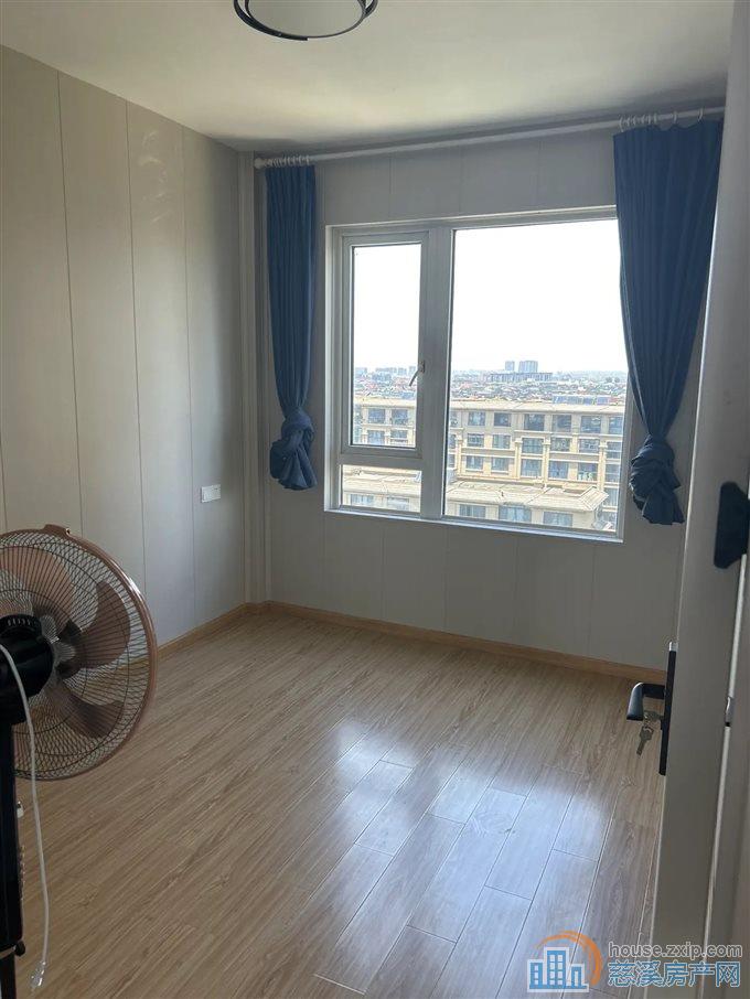 中梁泊景庭131平139万满五唯一精装