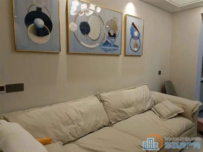 天安盛世96平精装修130.8万带车位