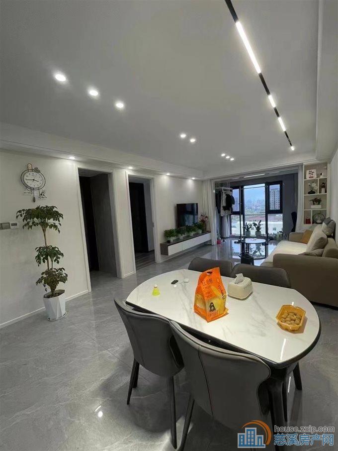 君塘名筑102平118.8万黄好楼层精装