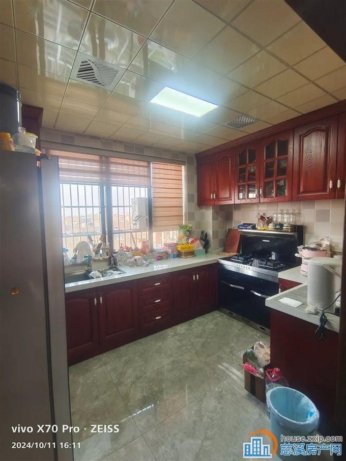 星光家园 精装复式174平138万低总价