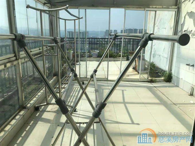 中凯华庭顶复 288平精装带露台280万