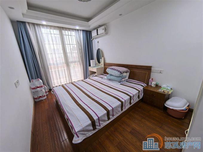 星光家园一期174平138万稀缺顶复