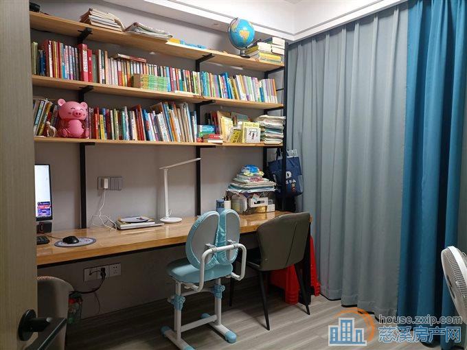 祥生望玥府 自住精装，家具家电全送，