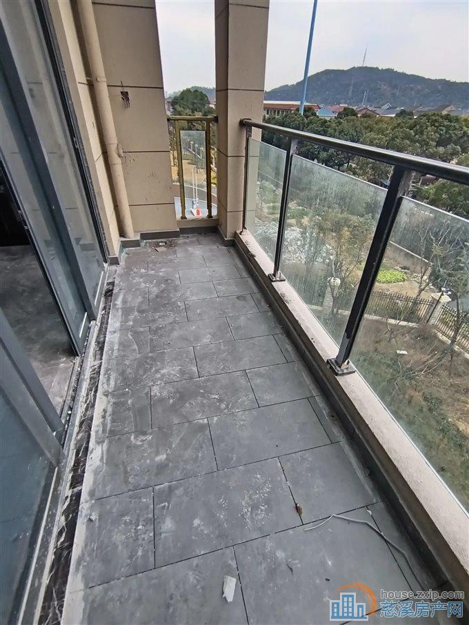 恒大河悦府 洋房130平120万