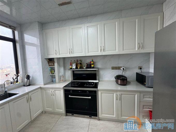 元亨雅园 143平精装自住233万带车位