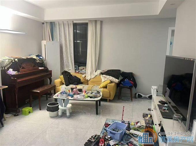 新潮塘南苑90平带车位储藏室精装新