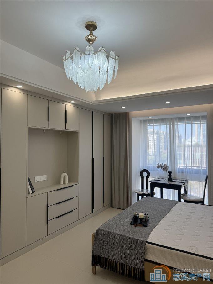 富丽湾电梯房豪华装修39.8万直接钥匙在