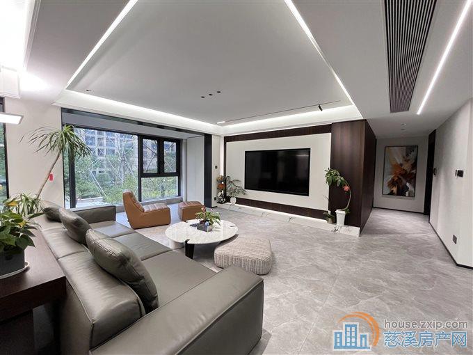 旦山府 满2年 豪装大平层