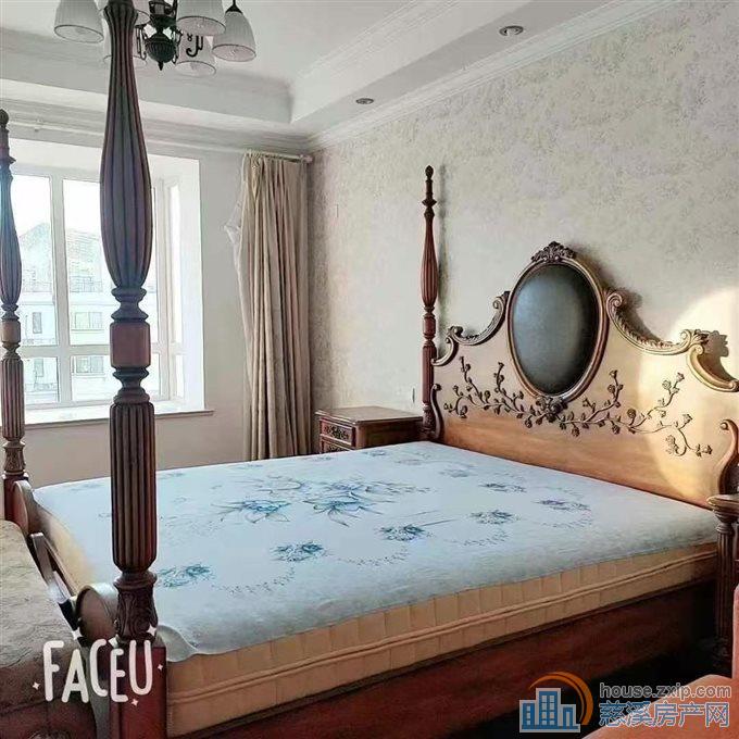 东方明珠166平黄金楼层精装新带车位