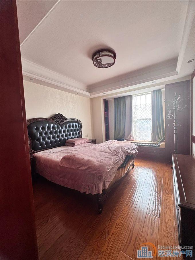 峙山庄园142平139万带车位黄金楼层