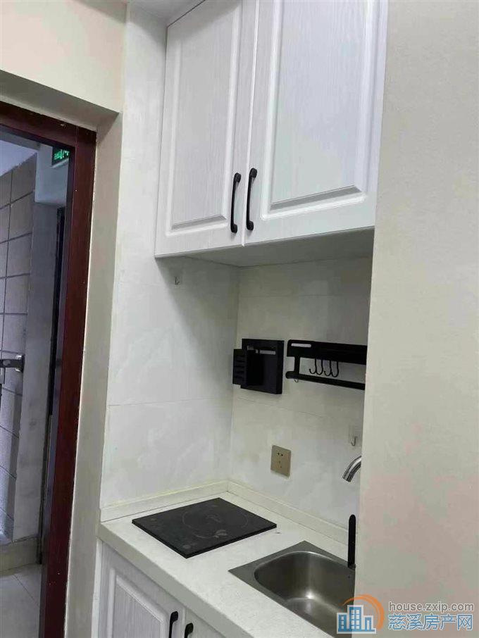 新潮塘33平精装可读初中两年到71.8