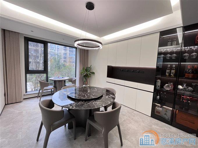 旦山府 满2年 豪装大平层