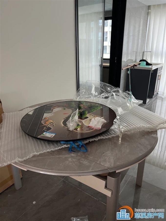 红星天铂佳苑126平166万全新精装修