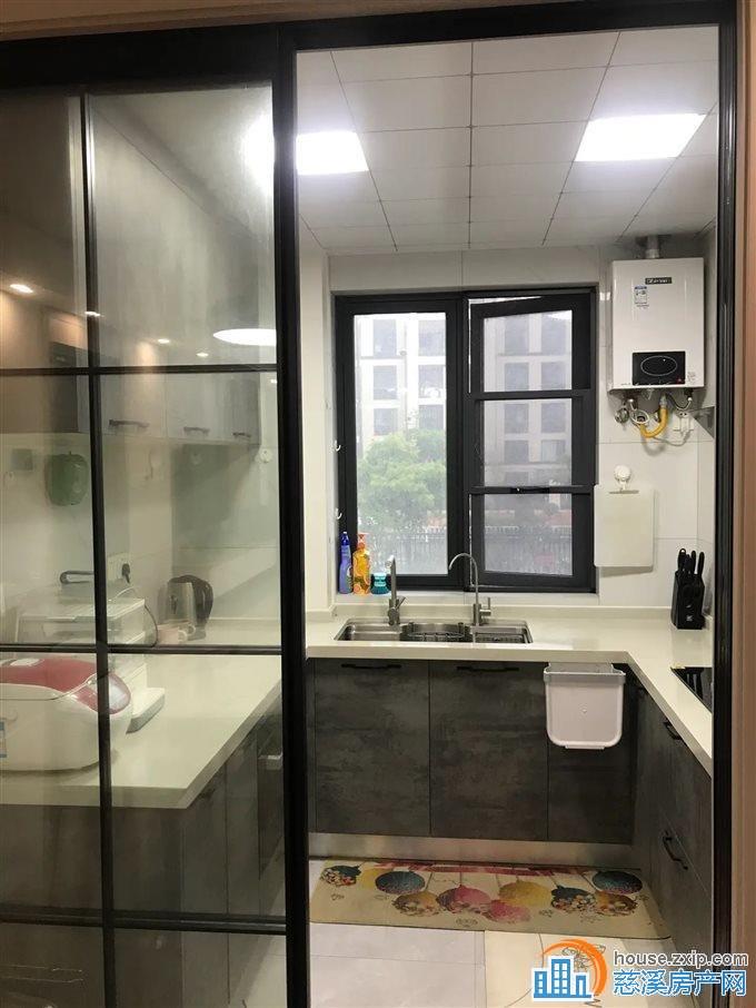 阅江府132平249.8万文锦书包