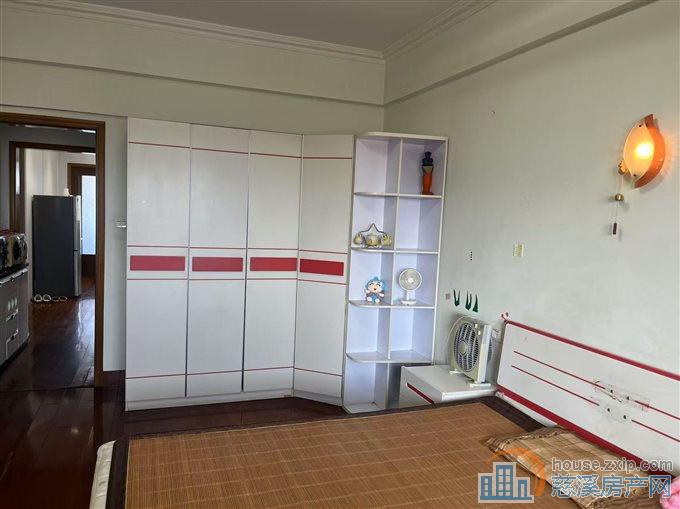 锦绣花园68平及84平精装96.5万等直